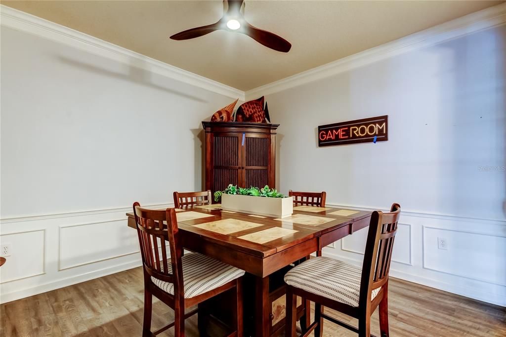 For Sale: $409,000 (2 beds, 2 baths, 1730 Square Feet)