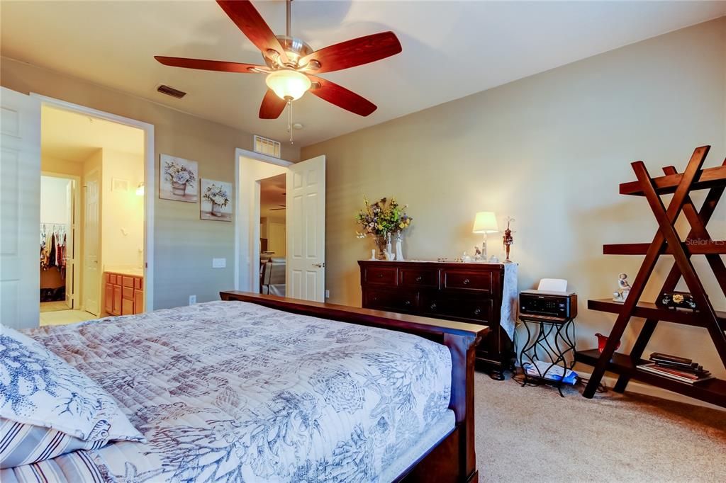 For Sale: $409,000 (2 beds, 2 baths, 1730 Square Feet)