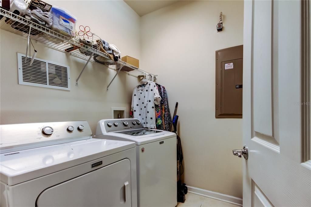 For Sale: $409,000 (2 beds, 2 baths, 1730 Square Feet)