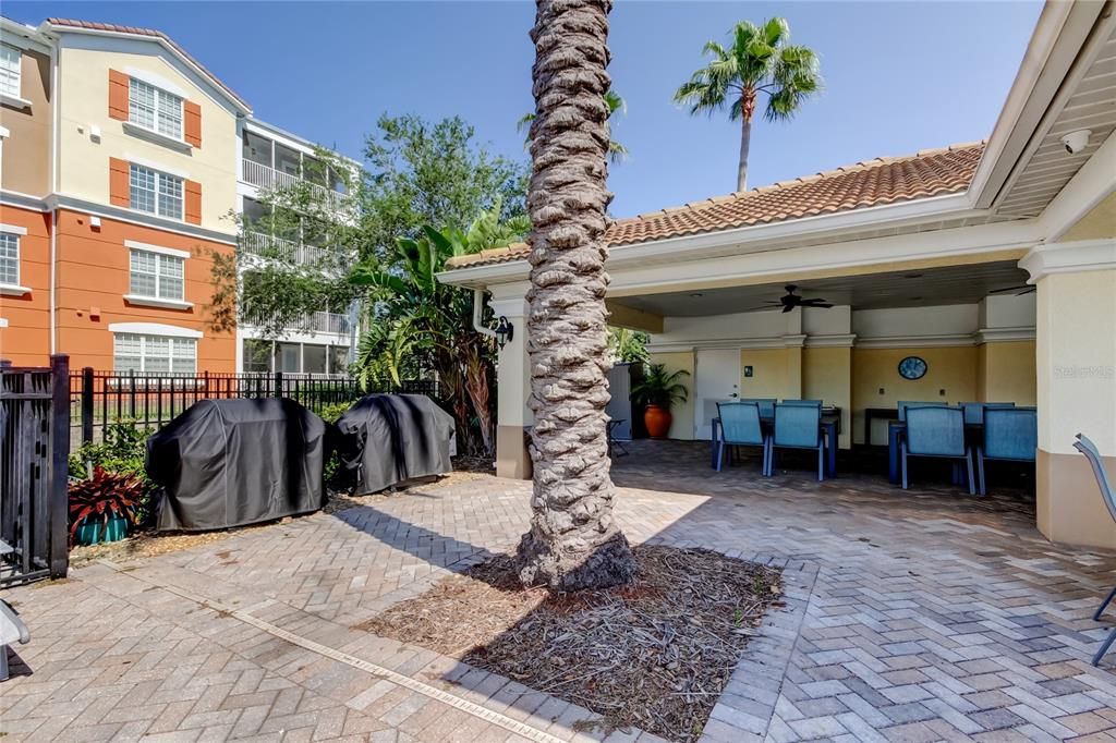 For Sale: $409,000 (2 beds, 2 baths, 1730 Square Feet)