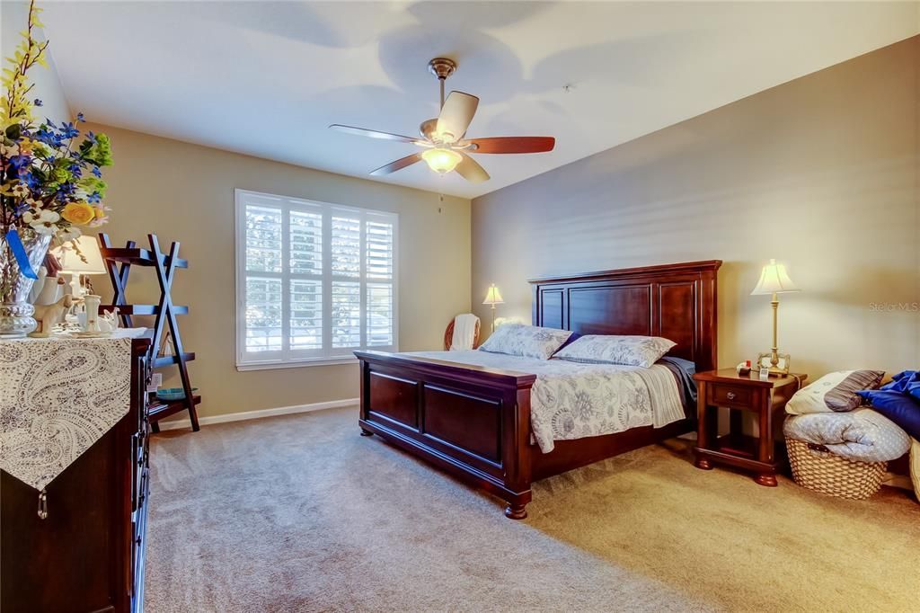 For Sale: $409,000 (2 beds, 2 baths, 1730 Square Feet)