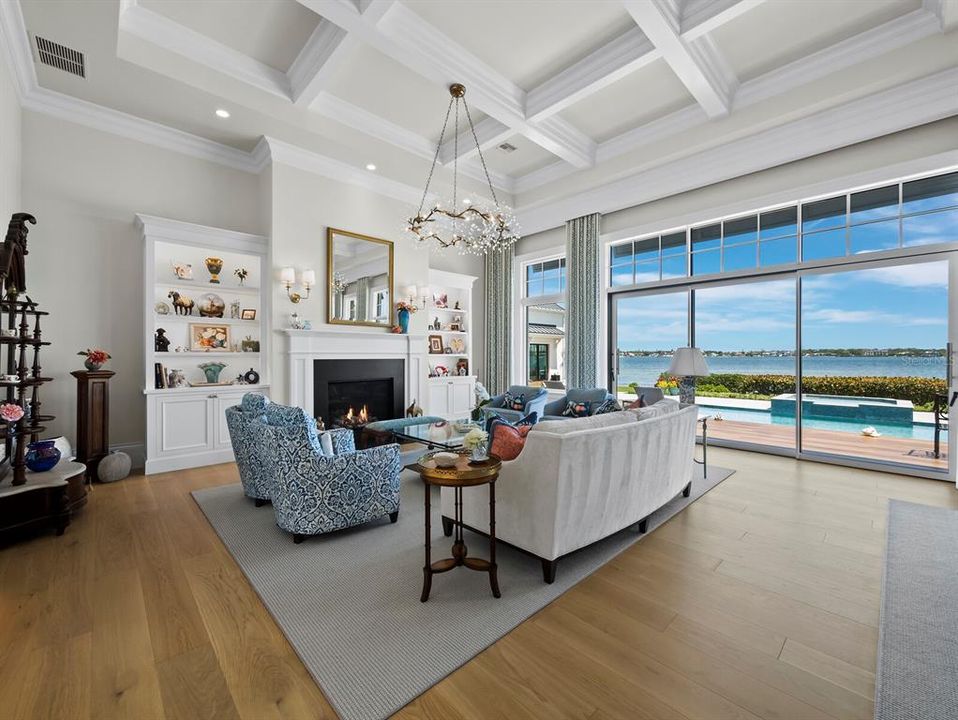 Под контрактом: $8,999,999 (4 спален, 4 ванн, 7497 Квадратных фут)