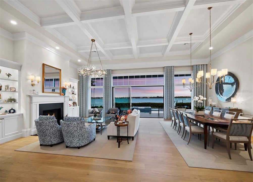 Под контрактом: $8,999,999 (4 спален, 4 ванн, 7497 Квадратных фут)