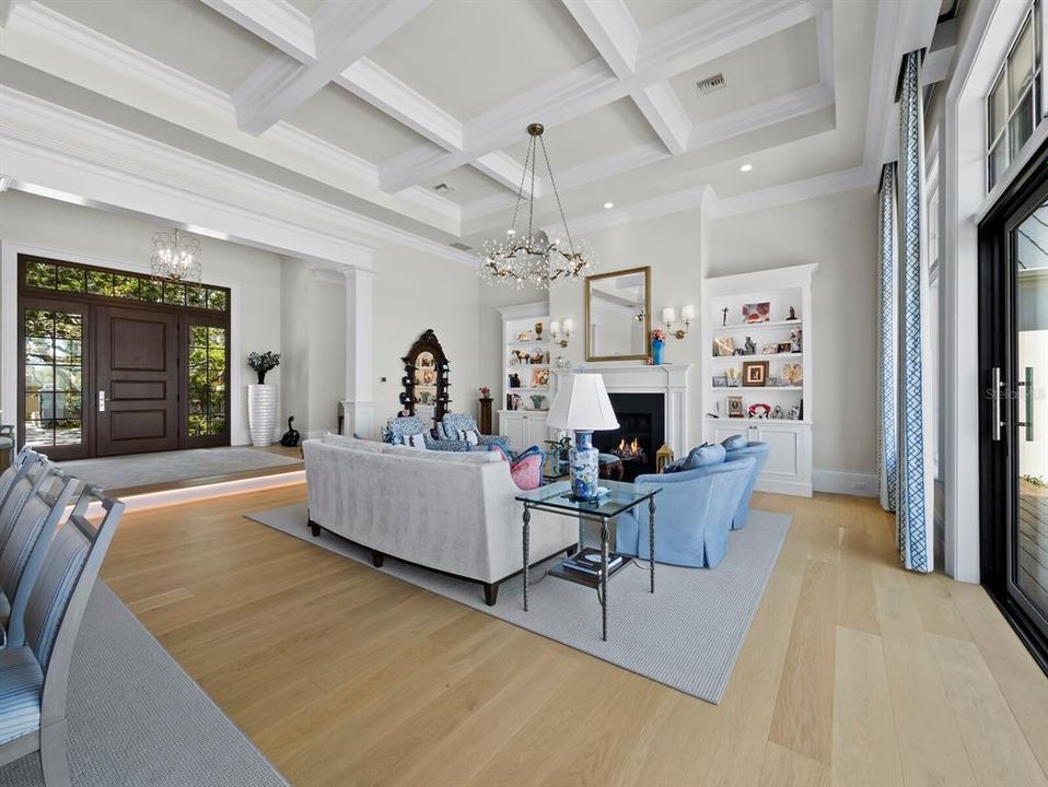 Под контрактом: $8,999,999 (4 спален, 4 ванн, 7497 Квадратных фут)