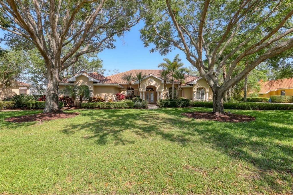 Recently Sold: $750,000 (3 beds, 3 baths, 2848 Square Feet)