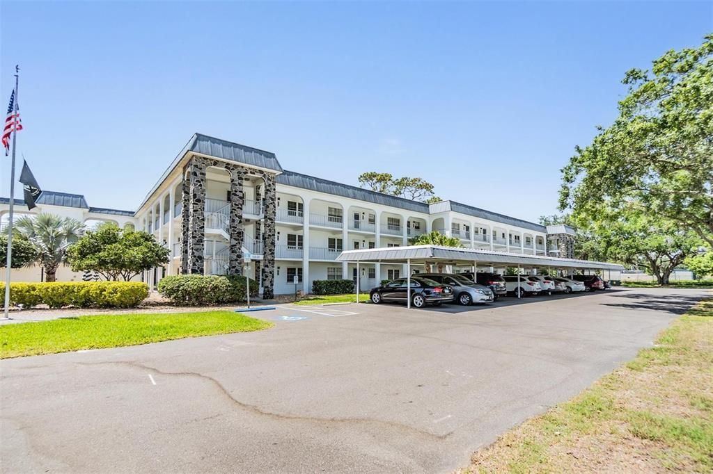 Activo con contrato: $145,000 (2 camas, 2 baños, 1170 Pies cuadrados)