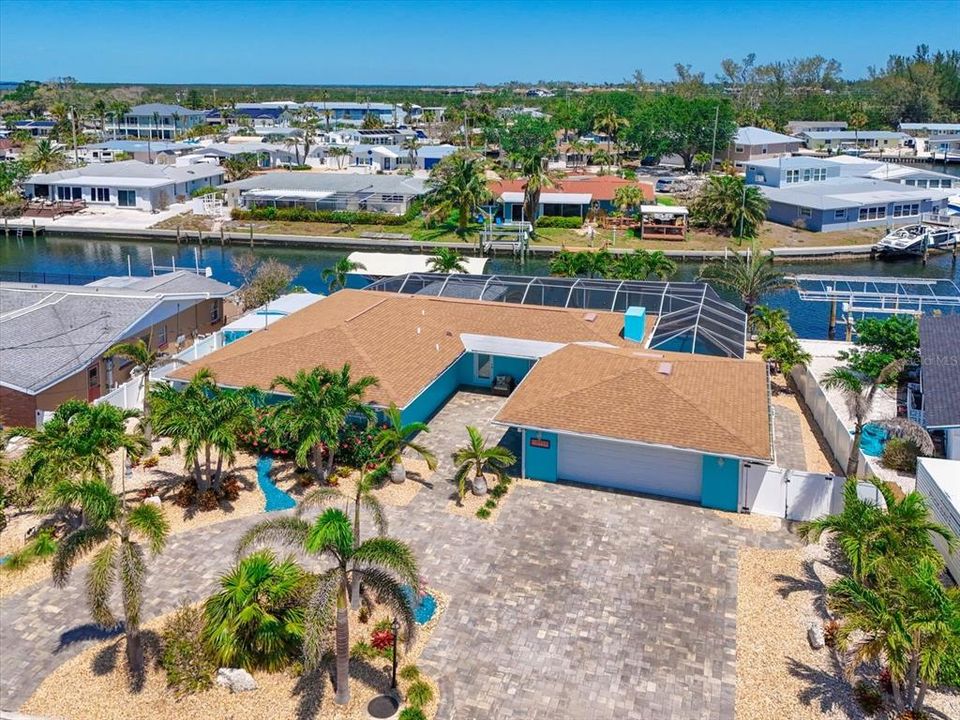 Недавно продано: $1,170,000 (3 спален, 2 ванн, 1709 Квадратных фут)