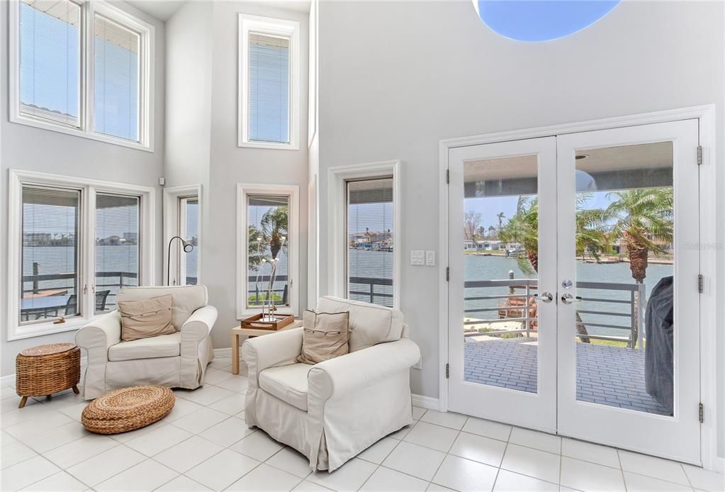 For Sale: $1,649,000 (3 beds, 3 baths, 2541 Square Feet)