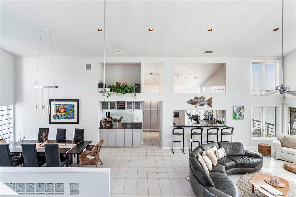 For Sale: $1,649,000 (3 beds, 3 baths, 2541 Square Feet)