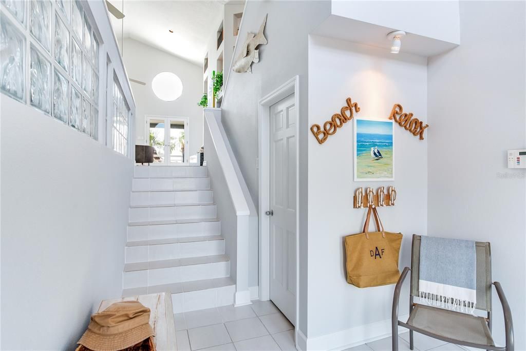 For Sale: $1,649,000 (3 beds, 3 baths, 2541 Square Feet)