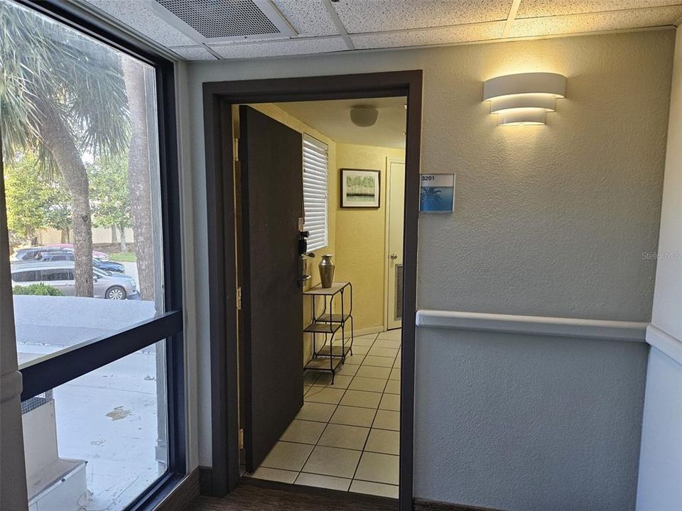 Activo con contrato: $229,000 (2 camas, 2 baños, 578 Pies cuadrados)