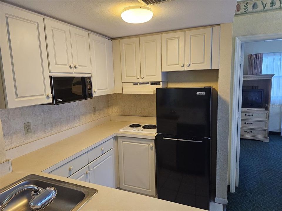 Activo con contrato: $229,000 (2 camas, 2 baños, 578 Pies cuadrados)