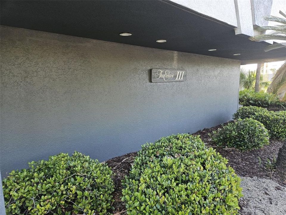 Activo con contrato: $229,000 (2 camas, 2 baños, 578 Pies cuadrados)