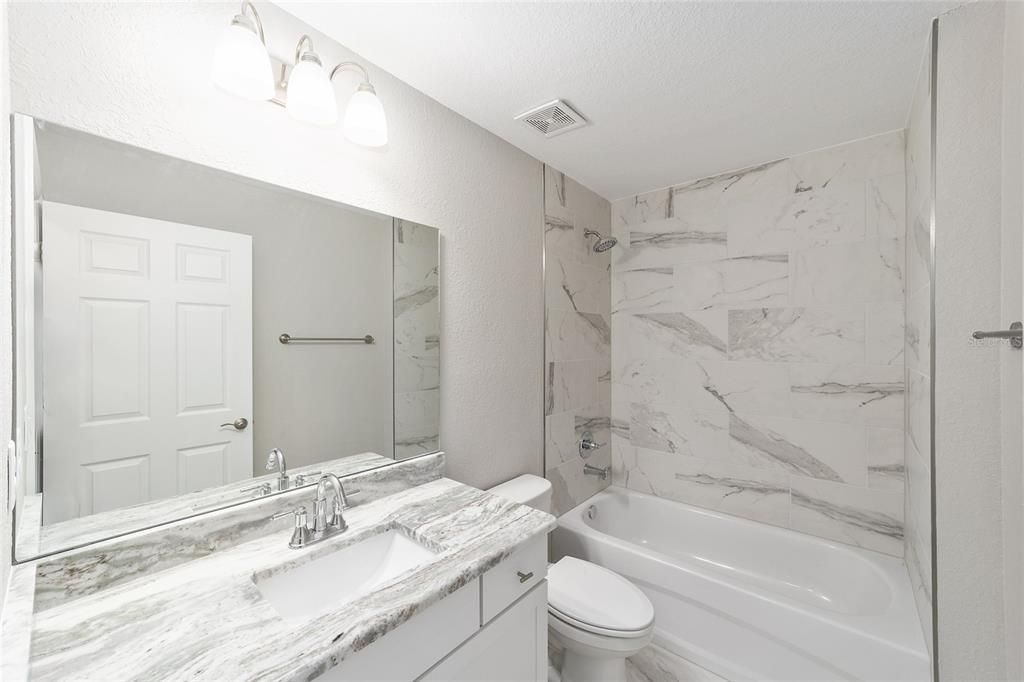 待售: $257,000 (3 贝兹, 2 浴室, 1475 平方英尺)