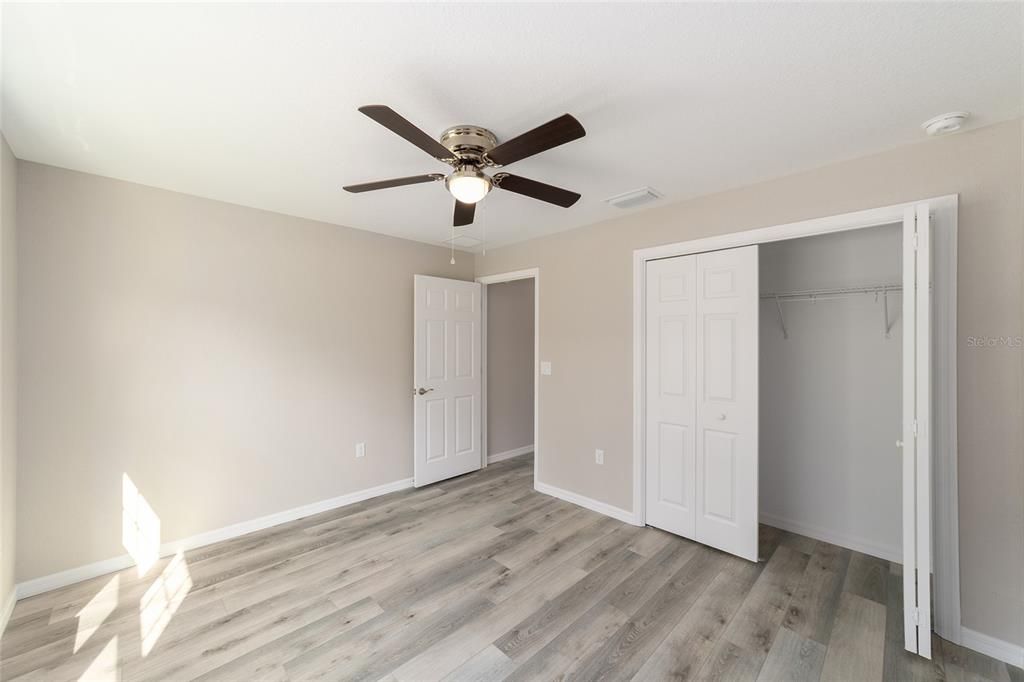 待售: $257,000 (3 贝兹, 2 浴室, 1475 平方英尺)