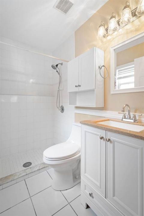 For Sale: $494,900 (2 beds, 2 baths, 1139 Square Feet)