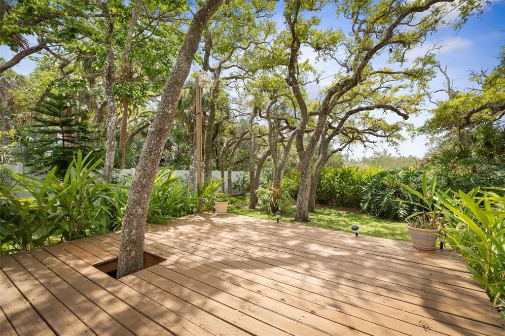 For Sale: $494,900 (2 beds, 2 baths, 1139 Square Feet)