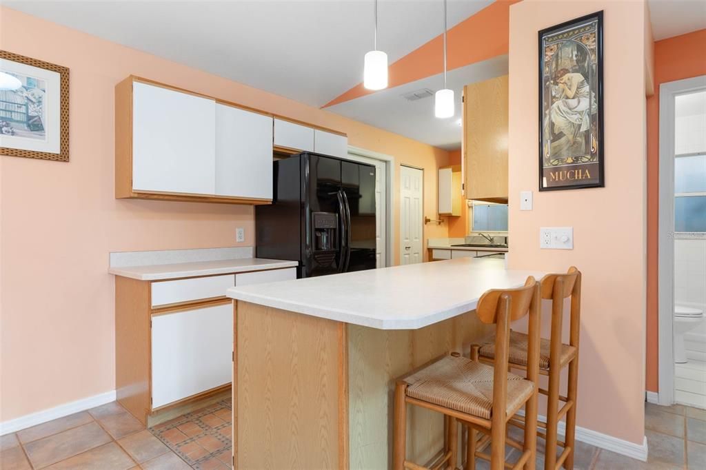 For Sale: $494,900 (2 beds, 2 baths, 1139 Square Feet)