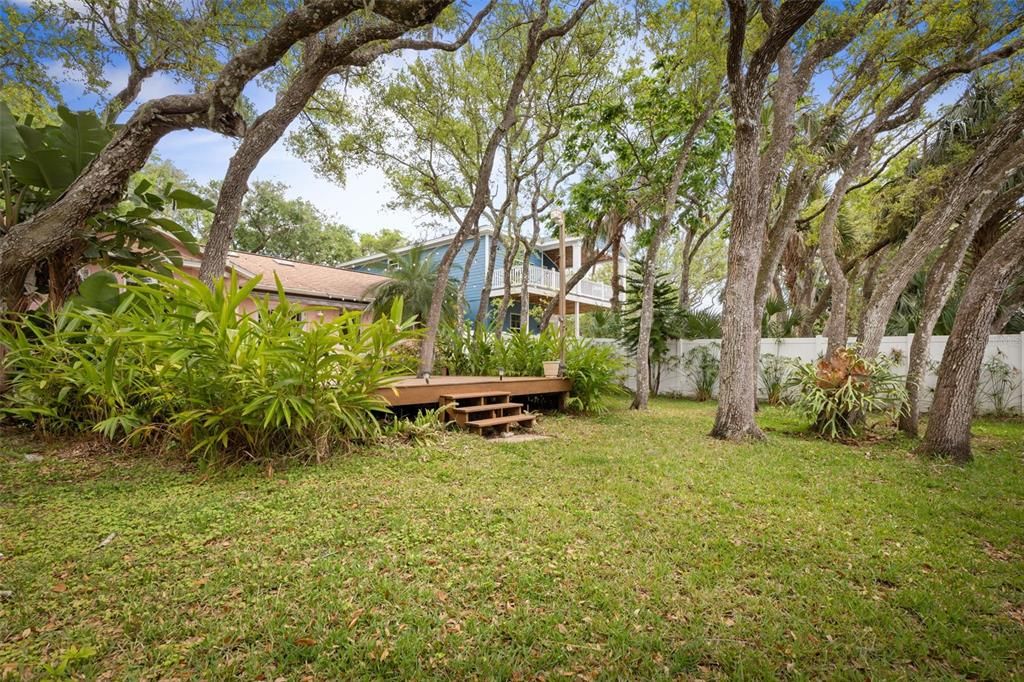 For Sale: $494,900 (2 beds, 2 baths, 1139 Square Feet)