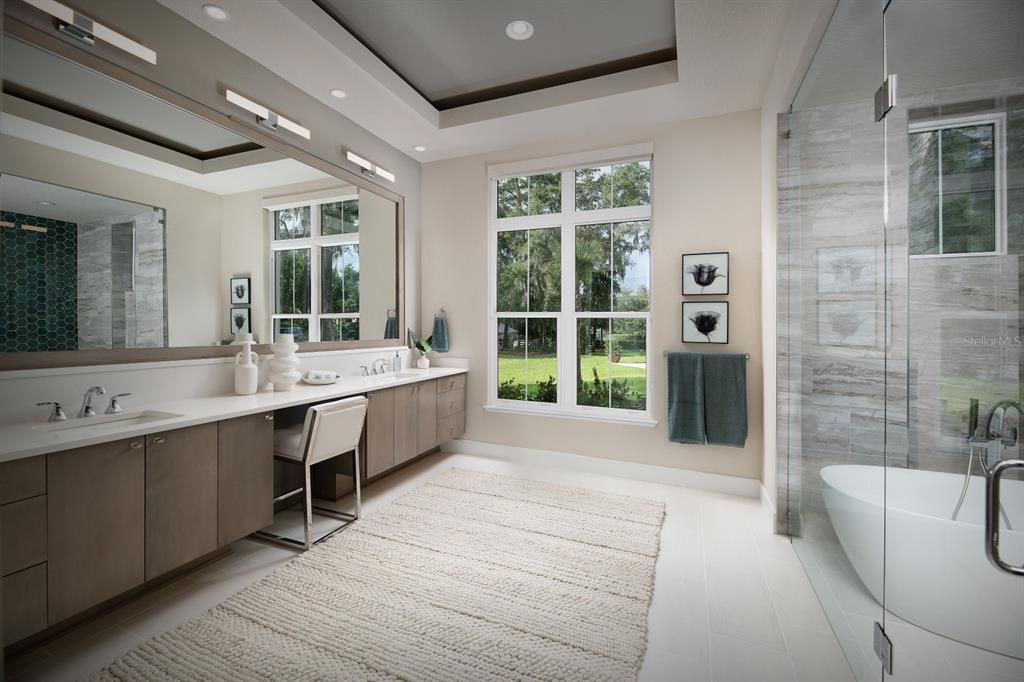 合同活跃: $1,659,000 (4 贝兹, 4 浴室, 3824 平方英尺)