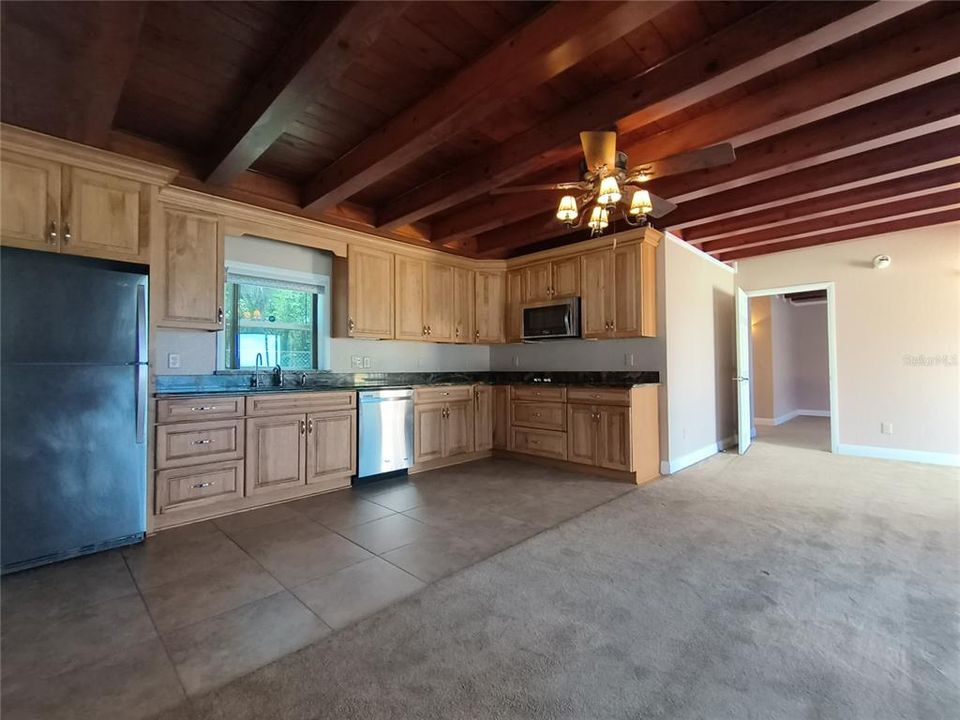 For Sale: $1,399,999 (5 beds, 5 baths, 5946 Square Feet)