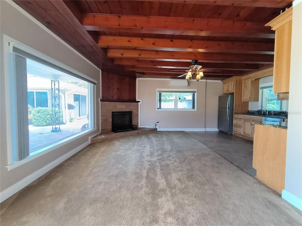 For Sale: $1,399,999 (5 beds, 5 baths, 5946 Square Feet)