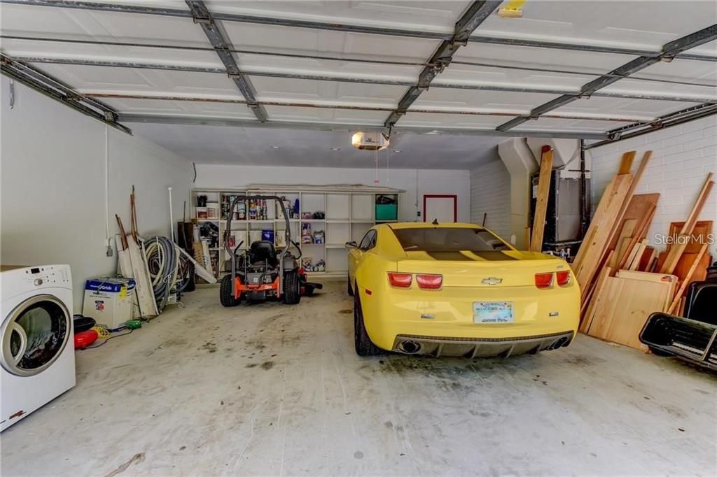 For Sale: $1,399,999 (5 beds, 5 baths, 5946 Square Feet)