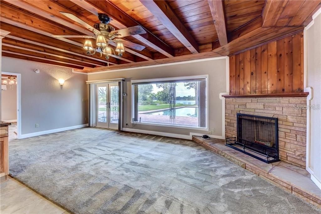 For Sale: $1,399,999 (5 beds, 5 baths, 5946 Square Feet)