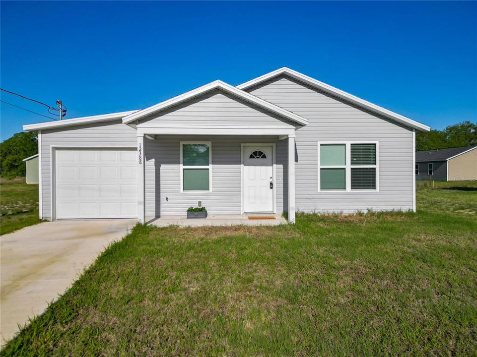 Recently Sold: $207,500 (3 beds, 2 baths, 1066 Square Feet)