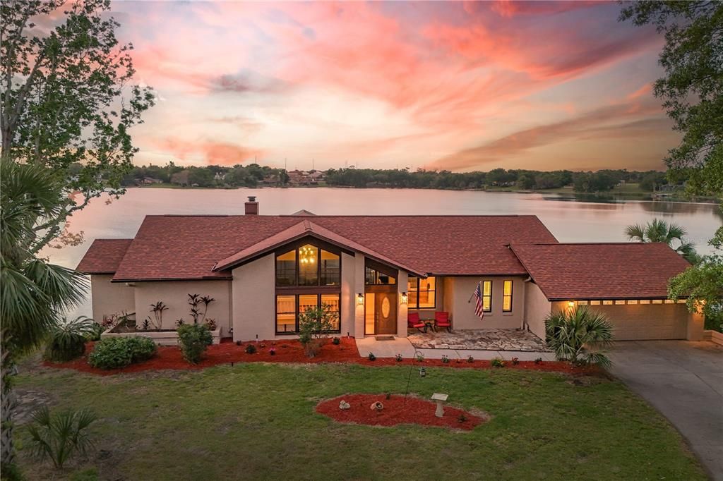 Recently Sold: $679,000 (4 beds, 2 baths, 3320 Square Feet)