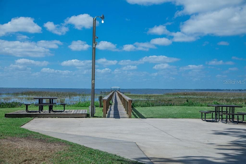 待售: $299,900 (3 贝兹, 2 浴室, 1623 平方英尺)