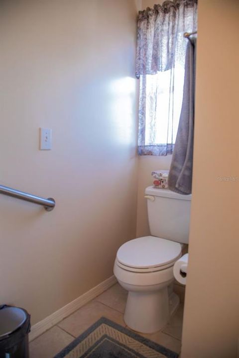 待售: $299,900 (3 贝兹, 2 浴室, 1623 平方英尺)