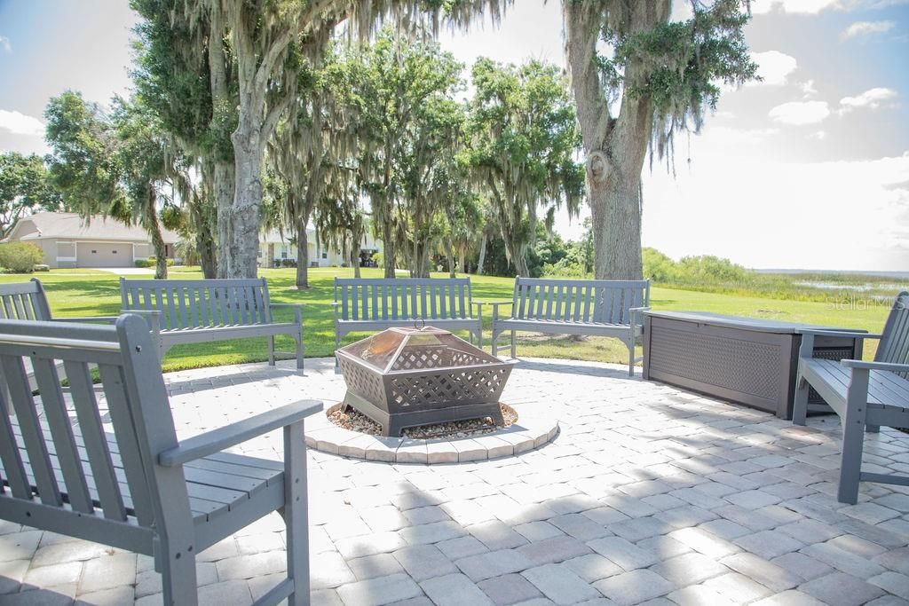 待售: $299,900 (3 贝兹, 2 浴室, 1623 平方英尺)