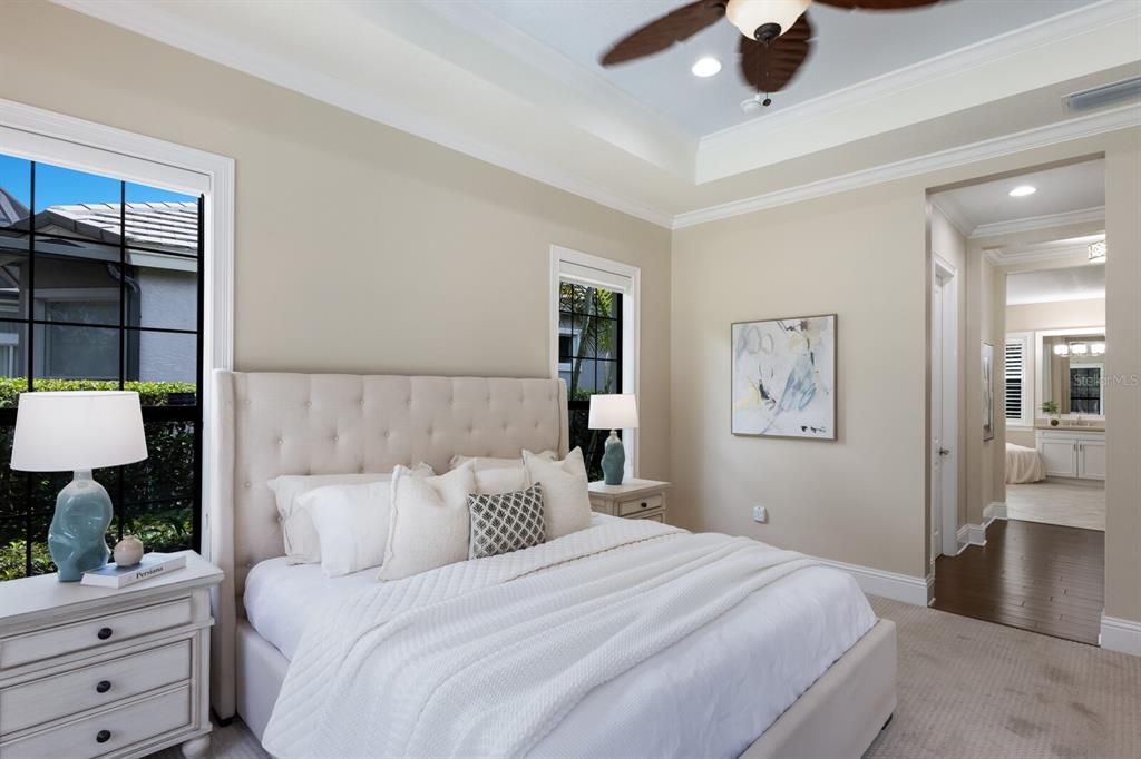 合同活跃: $1,799,000 (4 贝兹, 4 浴室, 3885 平方英尺)