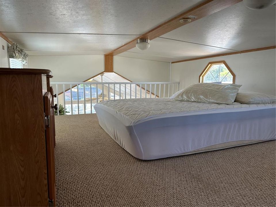 На продажу: $105,000 (1 спален, 1 ванн, 424 Квадратных фут)