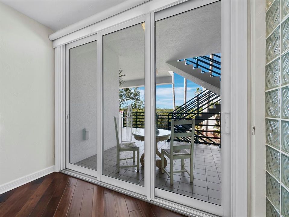 En Venta: $2,150,000 (3 camas, 3 baños, 2365 Pies cuadrados)