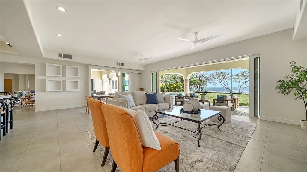 En Venta: $3,950,000 (5 camas, 6 baños, 5270 Pies cuadrados)