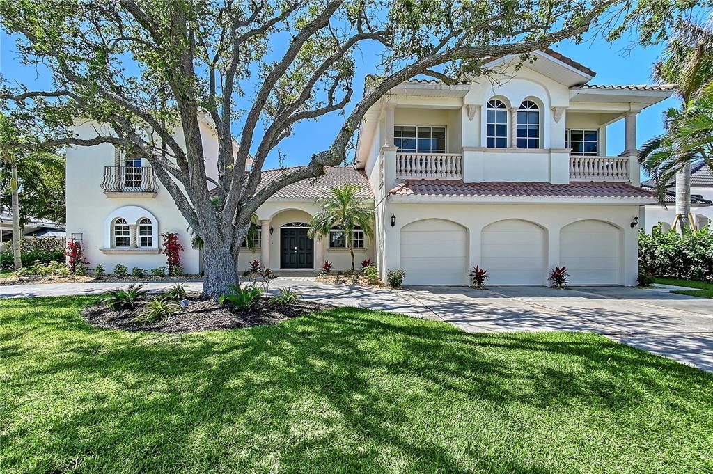 En Venta: $3,950,000 (5 camas, 6 baños, 5270 Pies cuadrados)