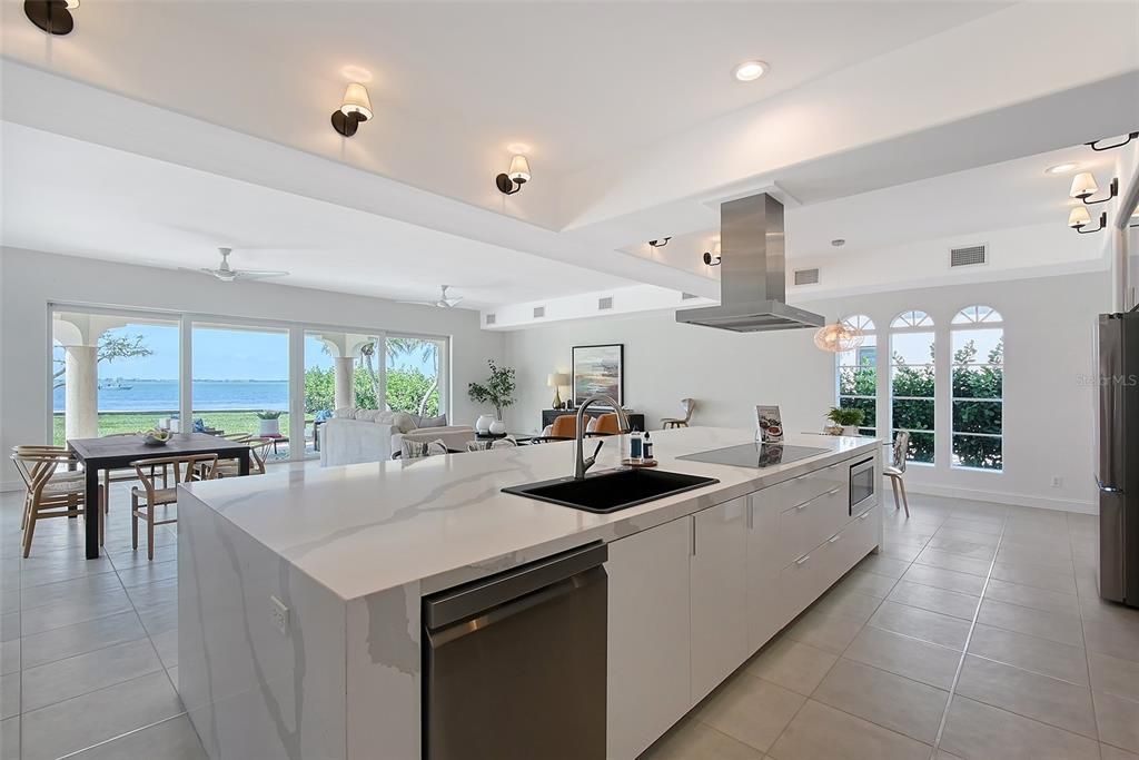 En Venta: $3,950,000 (5 camas, 6 baños, 5270 Pies cuadrados)