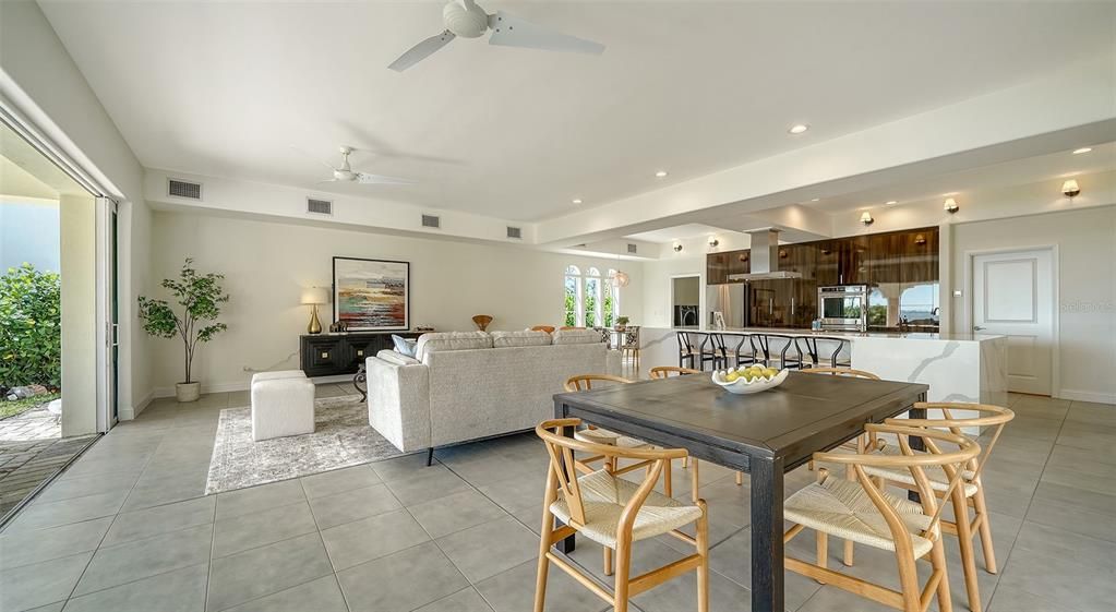 En Venta: $3,950,000 (5 camas, 6 baños, 5270 Pies cuadrados)