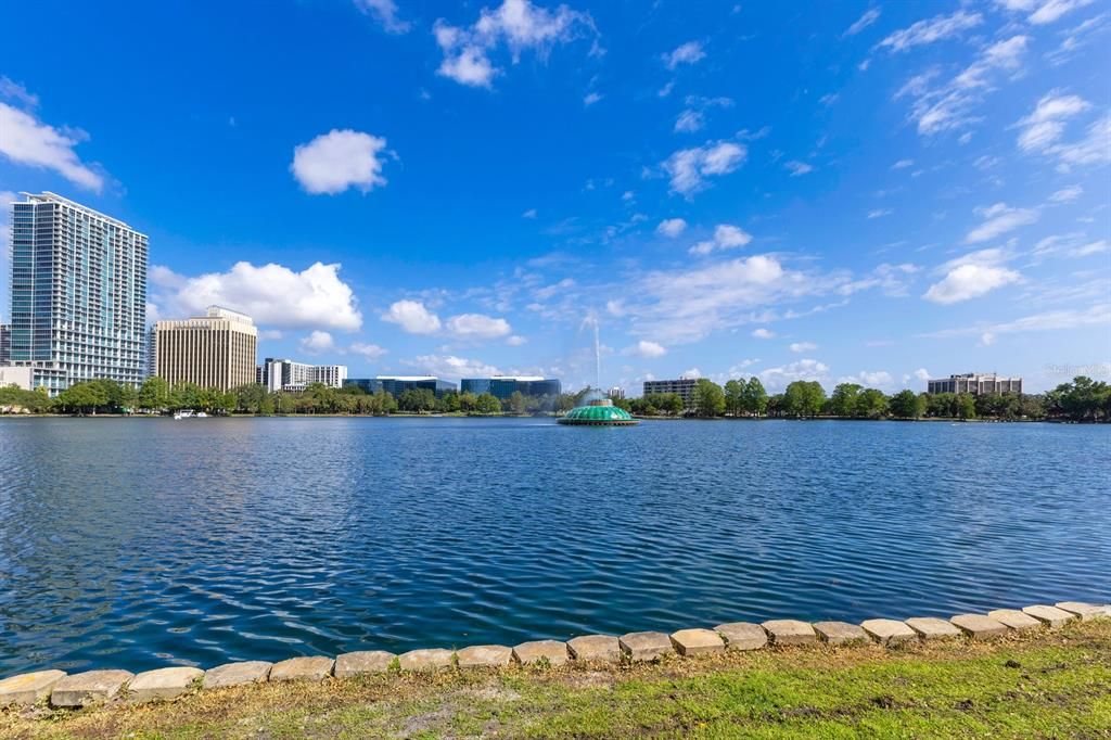 For Sale: $265,000 (1 beds, 1 baths, 771 Square Feet)