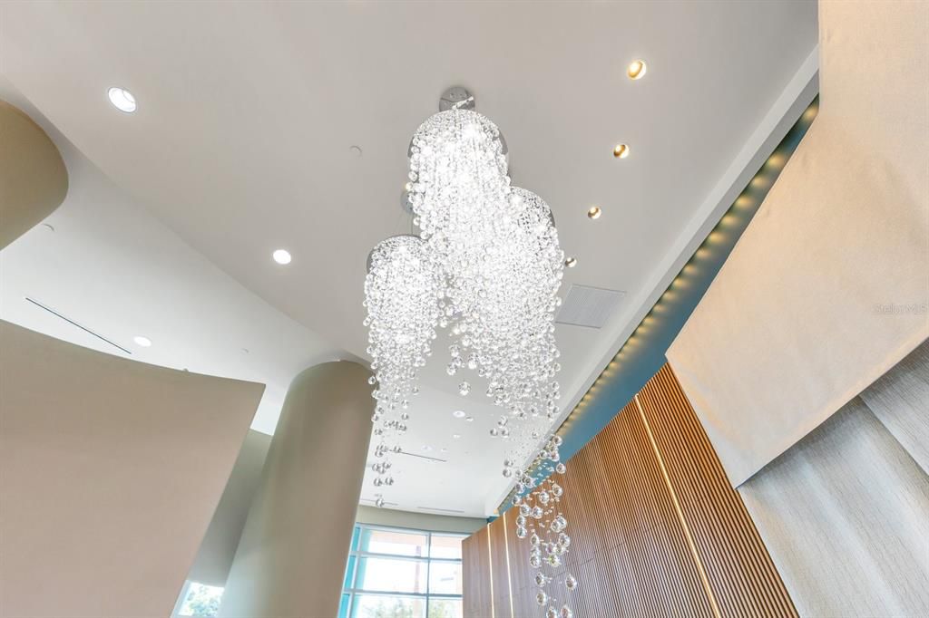 For Sale: $265,000 (1 beds, 1 baths, 771 Square Feet)