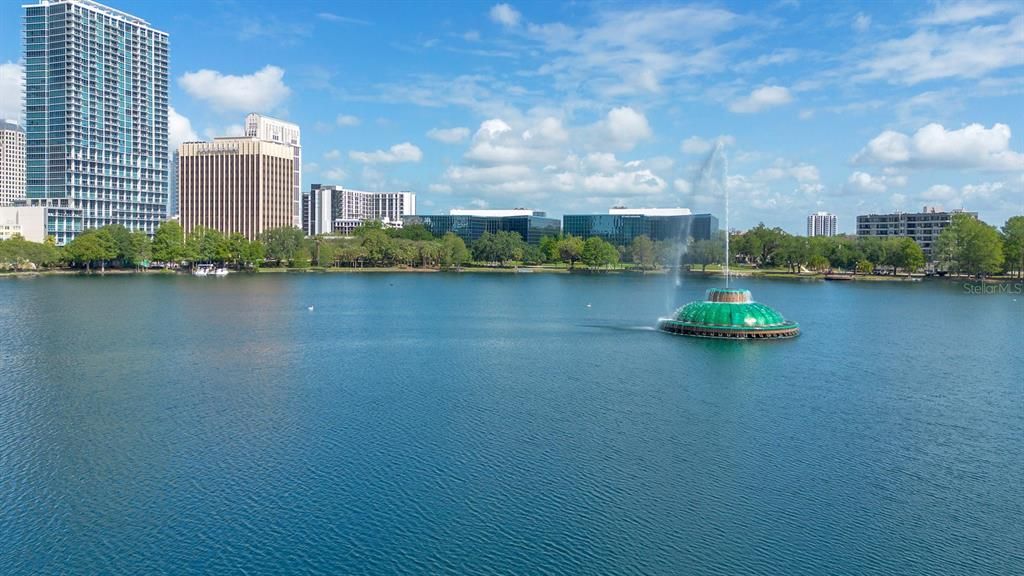 For Sale: $265,000 (1 beds, 1 baths, 771 Square Feet)