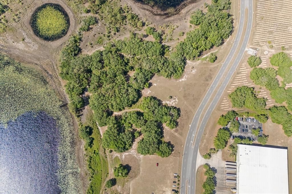 合同活跃: $1,650,000 (4.98 acres)