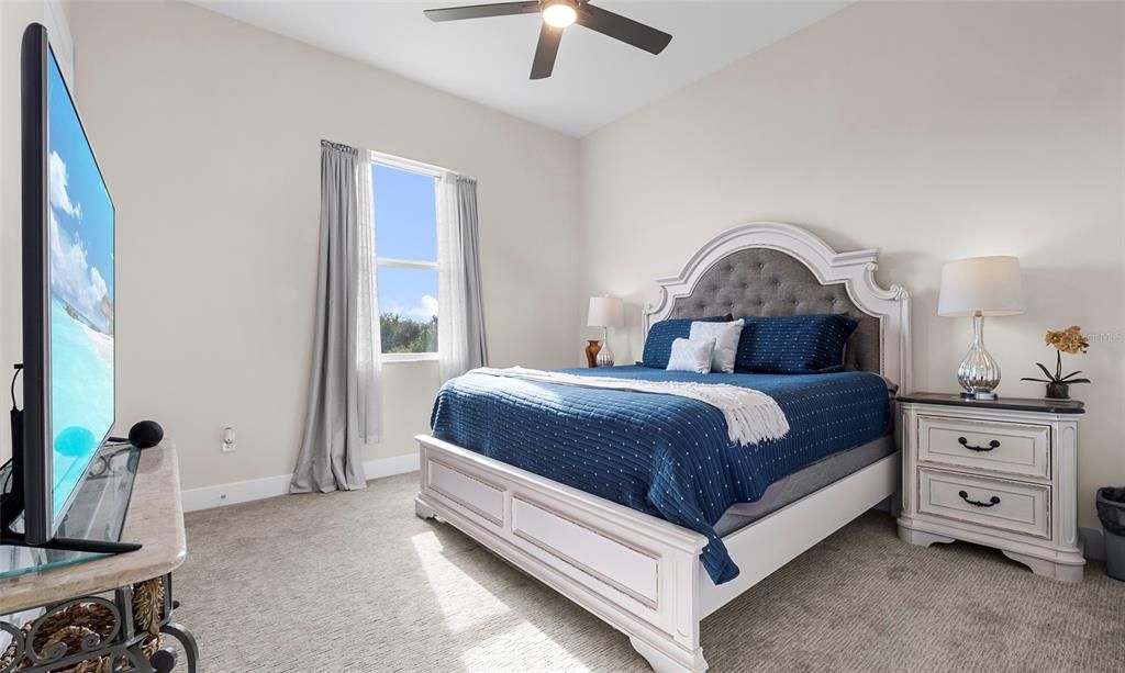 For Sale: $1,095,000 (3 beds, 3 baths, 2980 Square Feet)