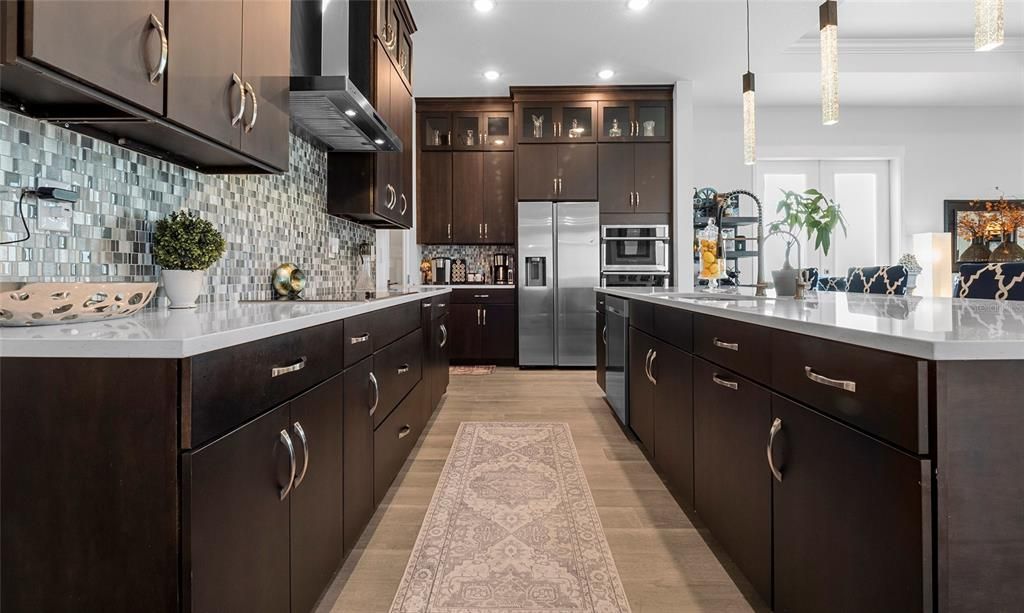 For Sale: $1,095,000 (3 beds, 3 baths, 2980 Square Feet)