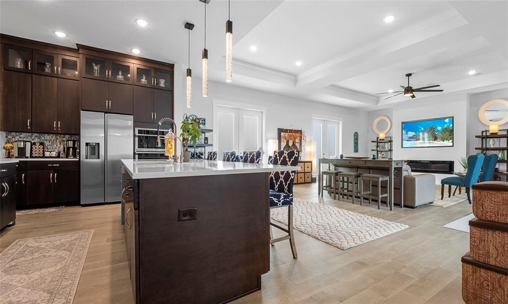 For Sale: $1,095,000 (3 beds, 3 baths, 2980 Square Feet)