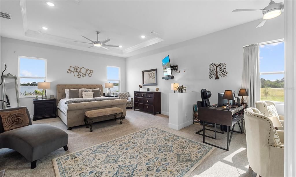 For Sale: $1,095,000 (3 beds, 3 baths, 2980 Square Feet)