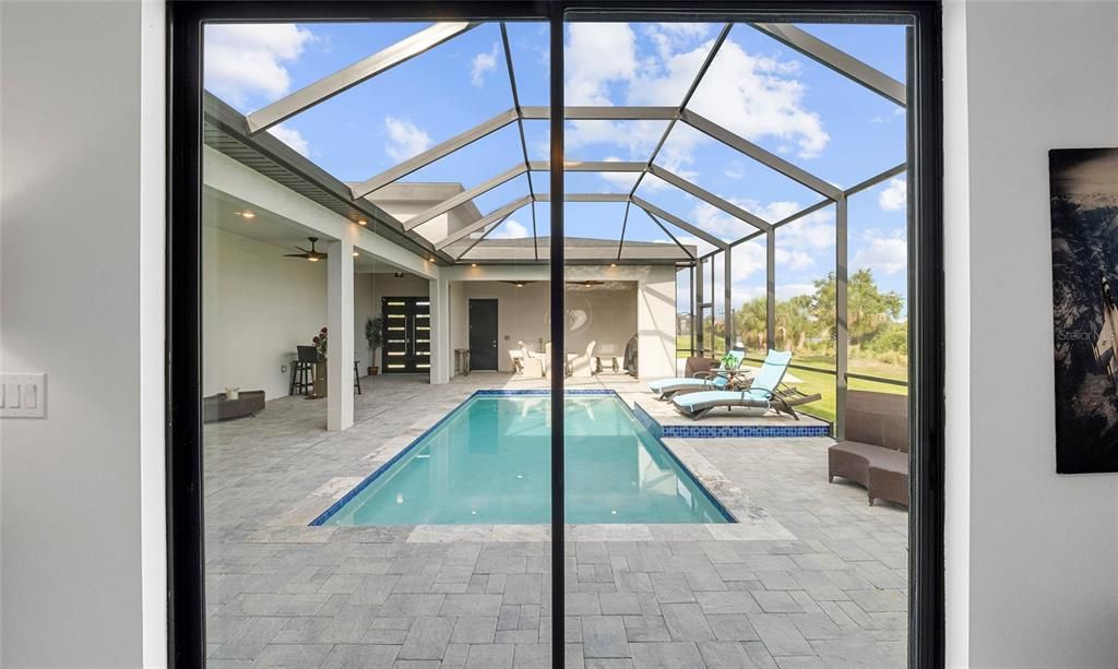 For Sale: $1,095,000 (3 beds, 3 baths, 2980 Square Feet)