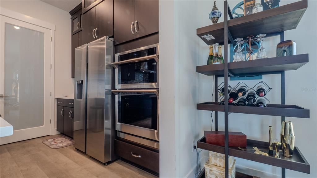 For Sale: $1,095,000 (3 beds, 3 baths, 2980 Square Feet)